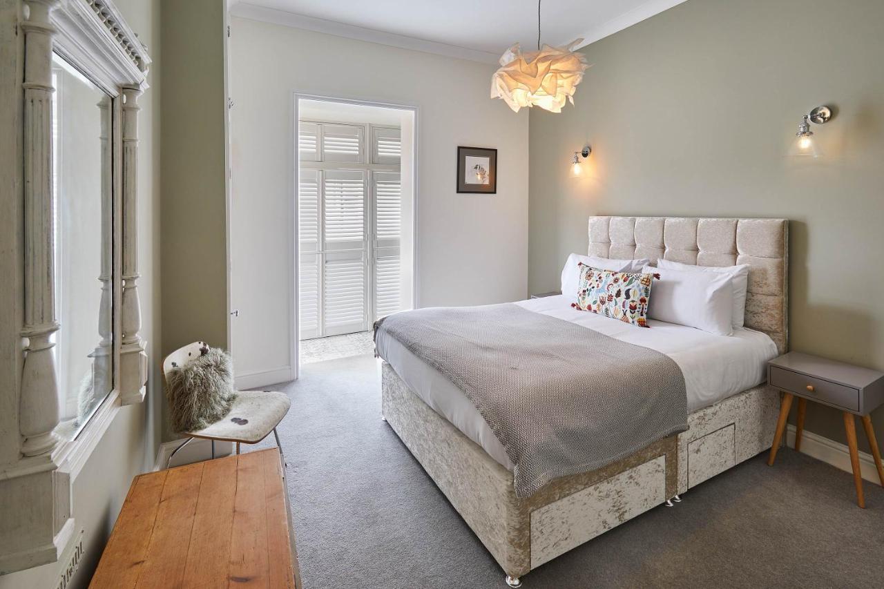 Host & Stay - One Mulgrave Place วิทบี ภายนอก รูปภาพ